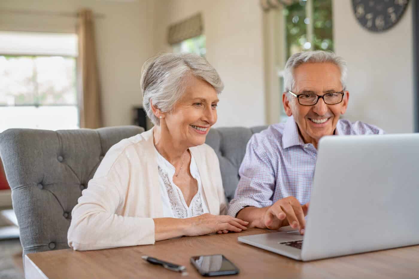 Best Laptop For Seniors Simple And Easy To Use